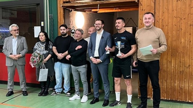 Hanau ehrt Mustafa Alptuğ Sözen beim fünften Gedächtnisfußballturnier und betont Zusammenhalt Hanau ehrt Mustafa Alptuğ Sözen beim fünften Gedächtnisfußballturnier und betont Zusammenhalt