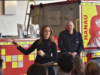 Hanauer Feuerwehr zeichnet 17 Schulklassen beim Jubiläums Malwettbewerb aus