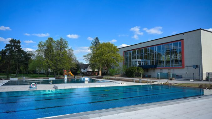 Heinrich Fischer Freibad in Hanau nach Modernisierung wieder geöffnet