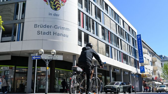 Seniorenbüro Hanau organisiert vier geführte Radtouren im Juni Seniorenbüro Hanau organisiert vier geführte Radtouren im Juni